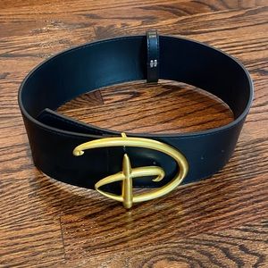 Disney “D” belt with adjustable holes, new never worn